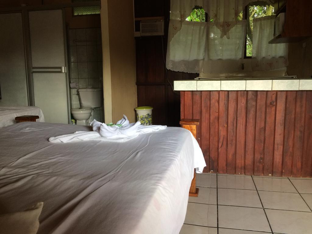 Hostel Rio Danta La Fortuna Bagian luar foto