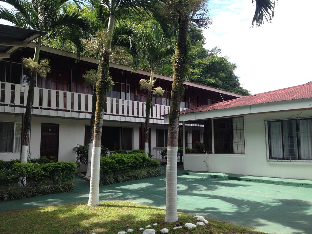 Hostel Rio Danta La Fortuna Bagian luar foto