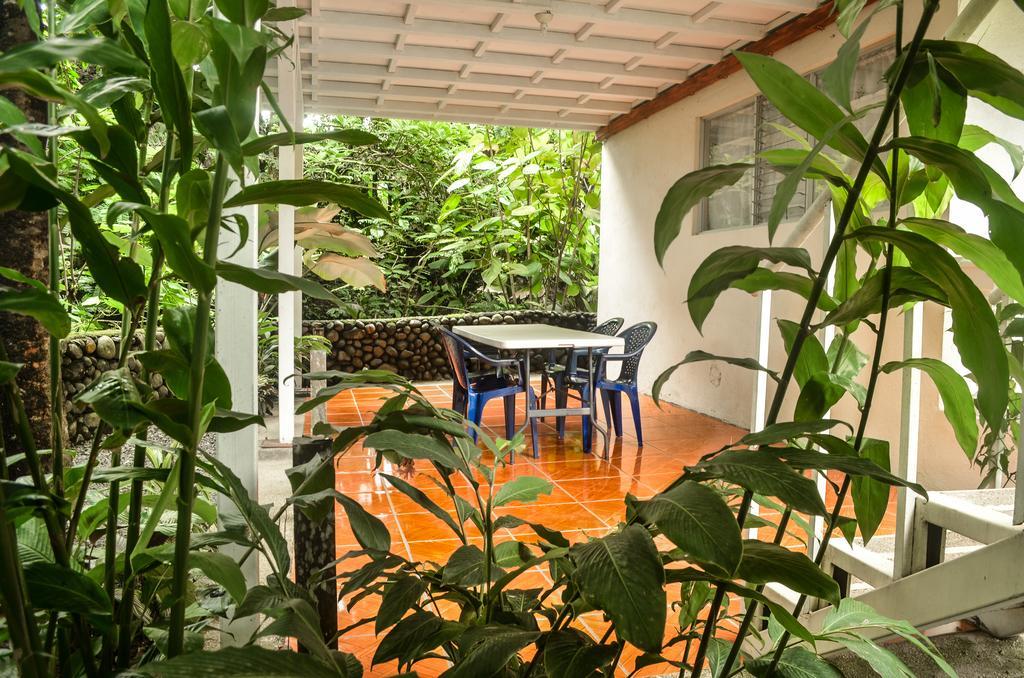 Hostel Rio Danta La Fortuna Bagian luar foto